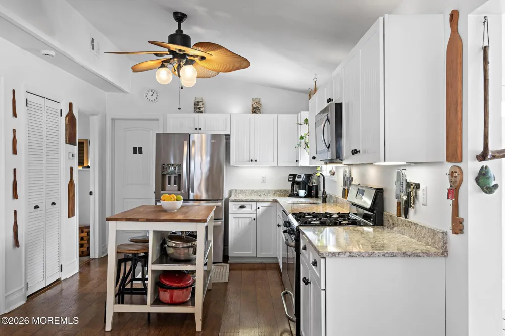 12 Phyllis Lane Beach Haven West, NJ 08050