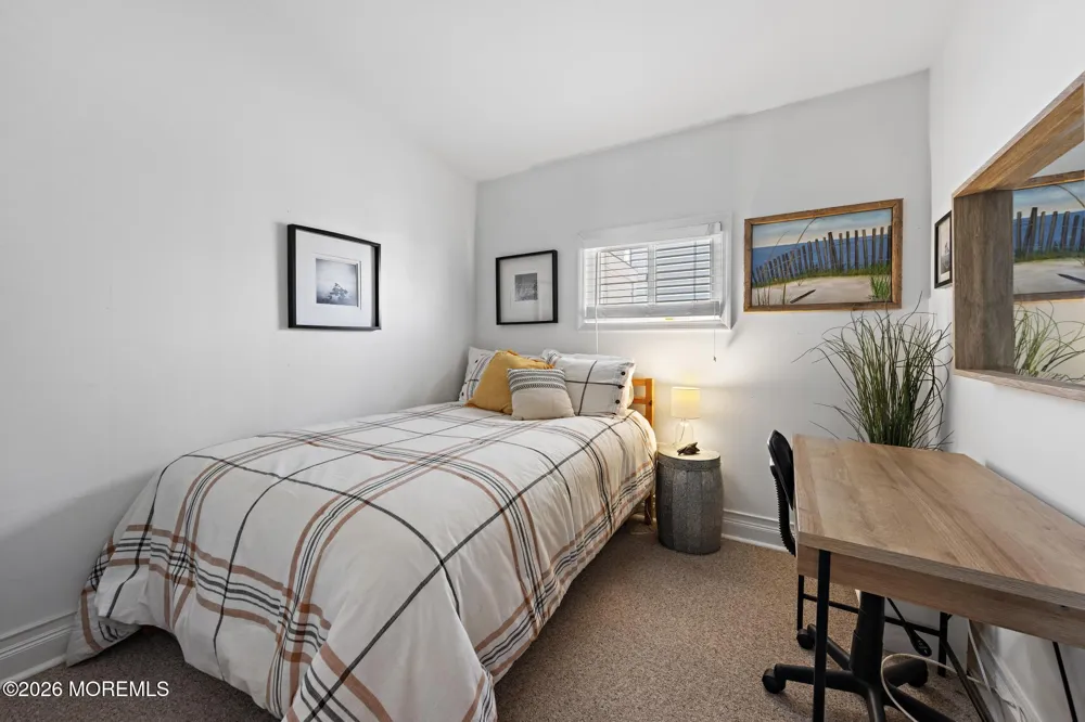 12 Phyllis Lane Beach Haven West, NJ 08050