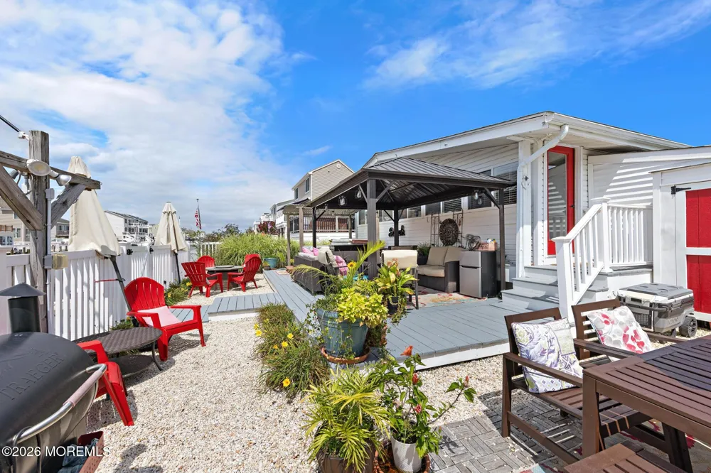 12 Phyllis Lane Beach Haven West, NJ 08050