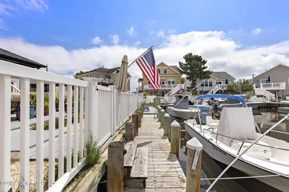 12 Phyllis Lane Beach Haven West, NJ 08050