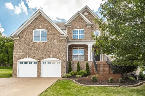 2054 Katherine Dr