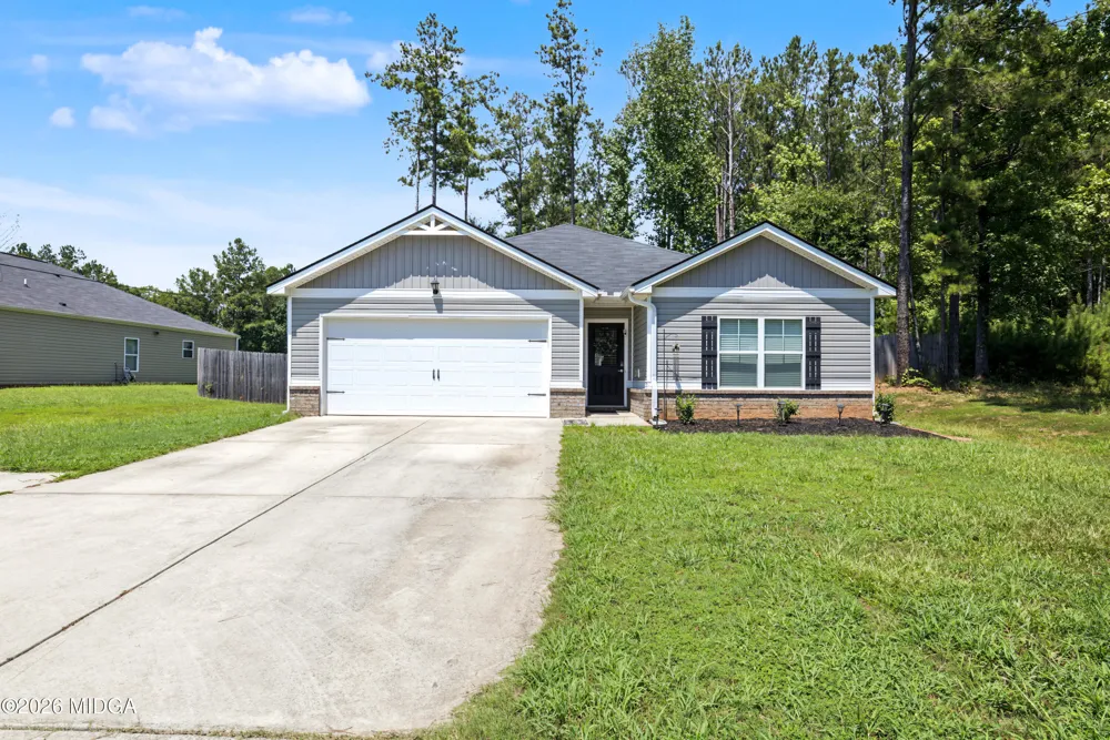 139 Jenny Road Grantville, GA 30220