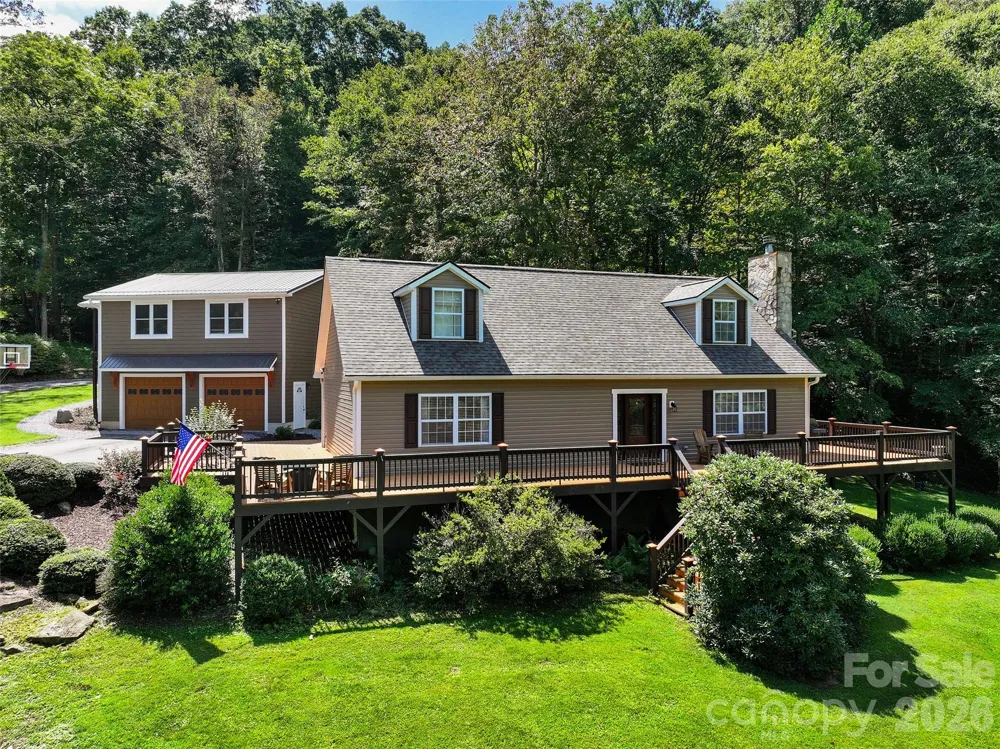 366 Sequoyah Drive Waynesville, NC 28785