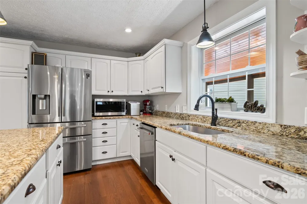 366 Sequoyah Drive Waynesville, NC 28785