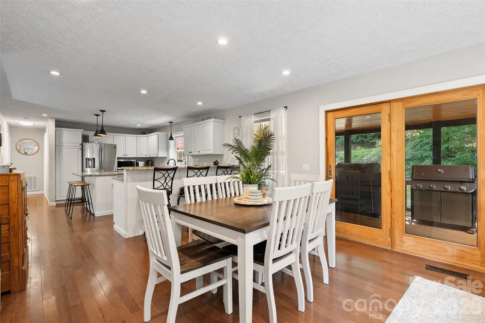 366 Sequoyah Drive Waynesville, NC 28785