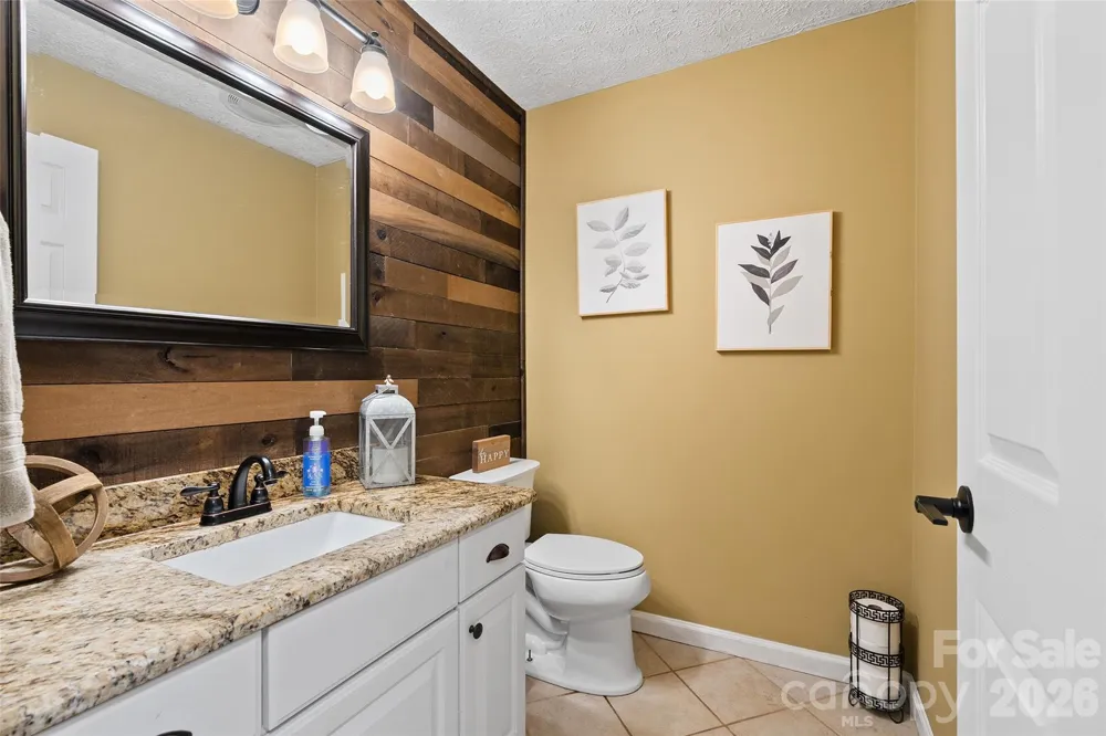 366 Sequoyah Drive Waynesville, NC 28785