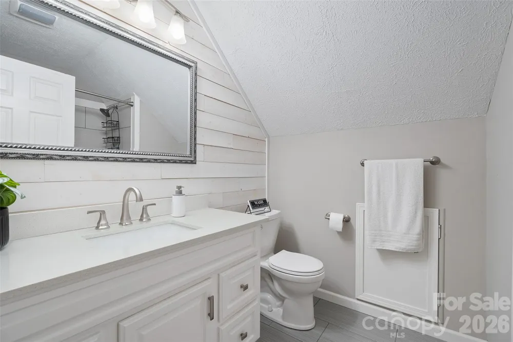 366 Sequoyah Drive Waynesville, NC 28785