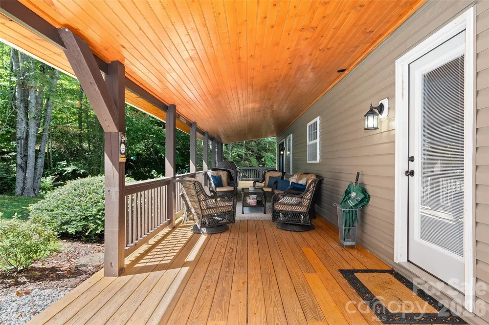 366 Sequoyah Drive Waynesville, NC 28785