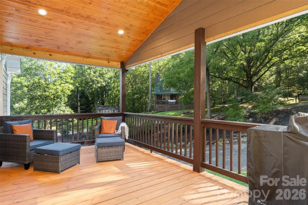 366 Sequoyah Drive Waynesville, NC 28785