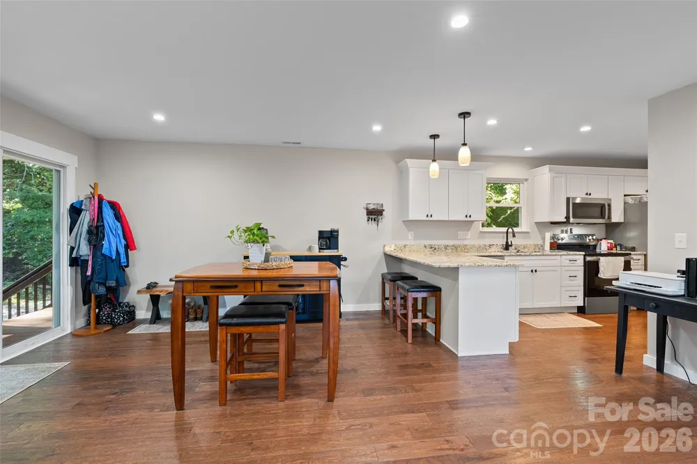 366 Sequoyah Drive Waynesville, NC 28785