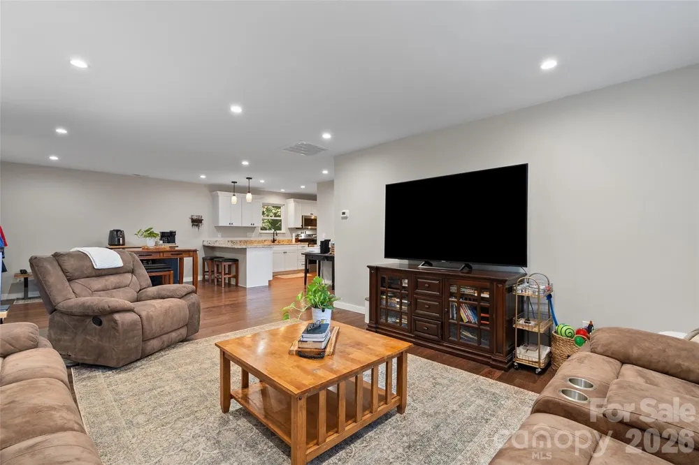 366 Sequoyah Drive Waynesville, NC 28785