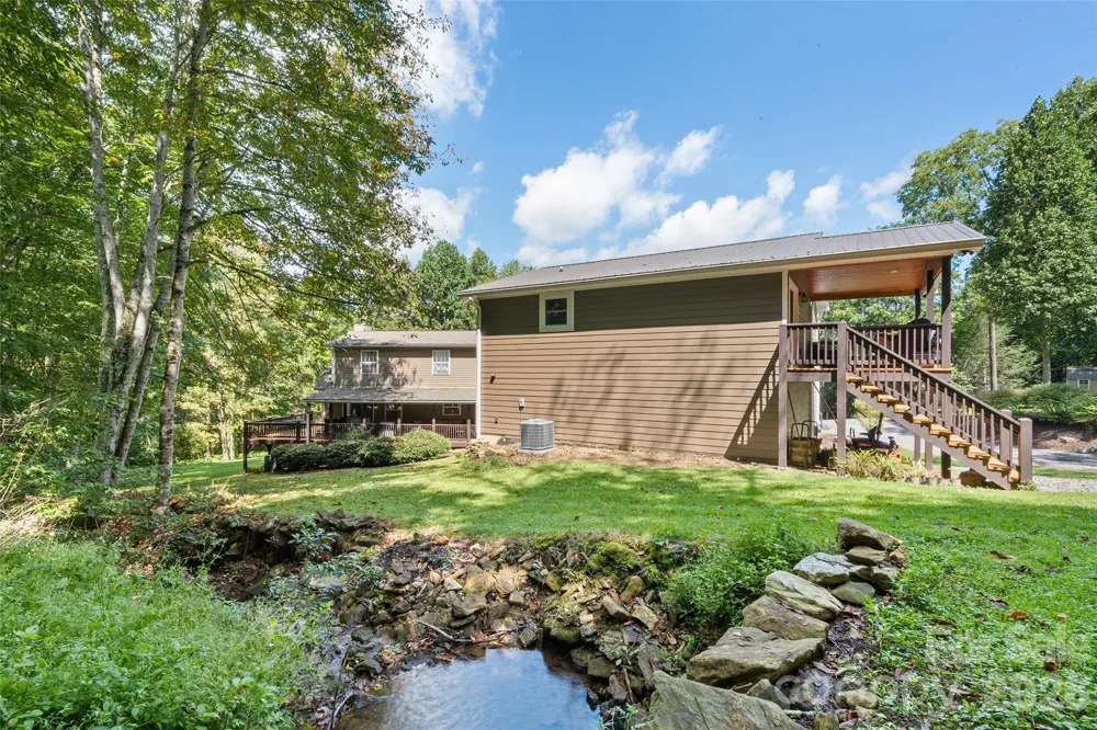 366 Sequoyah Drive Waynesville, NC 28785