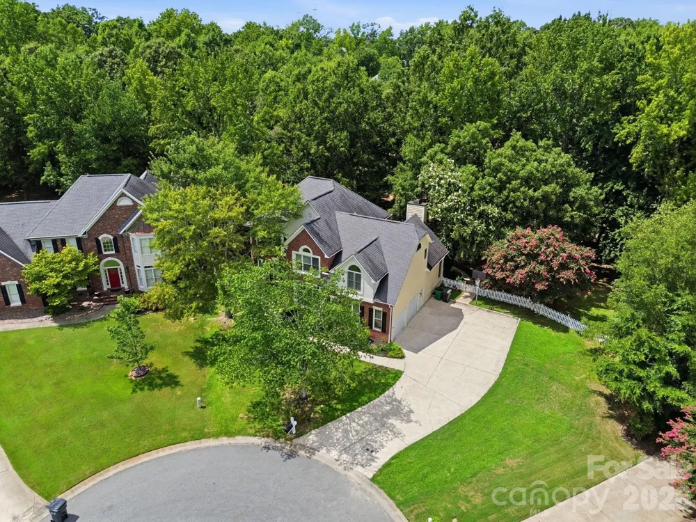1321 Hillshire Meadow Drive Matthews, NC 28105