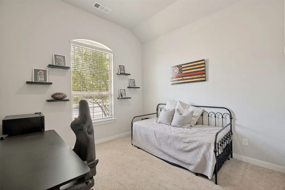 917 Meadows Drive Argyle, TX 76226