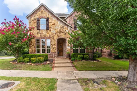 3817 Plum Vista Place