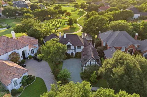 5 SAVANNAH CIRCLE