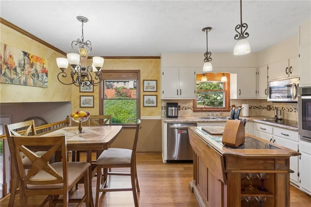 6876 Kingsboro Drive Lithia Springs, GA 30122