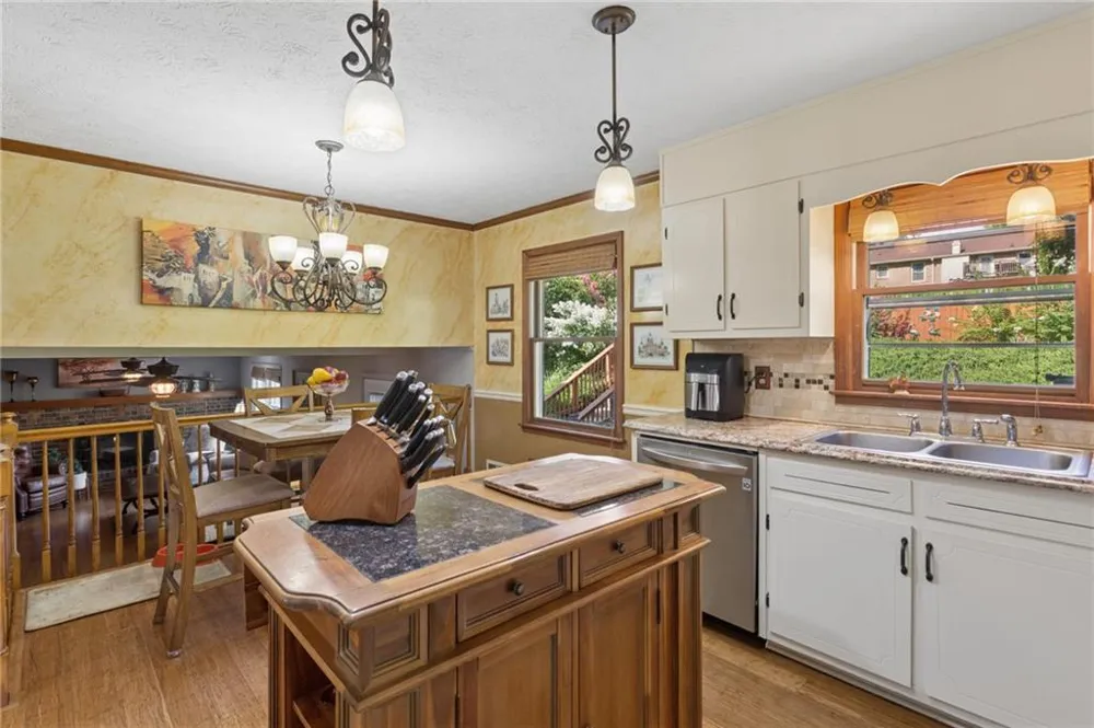 6876 Kingsboro Drive Lithia Springs, GA 30122