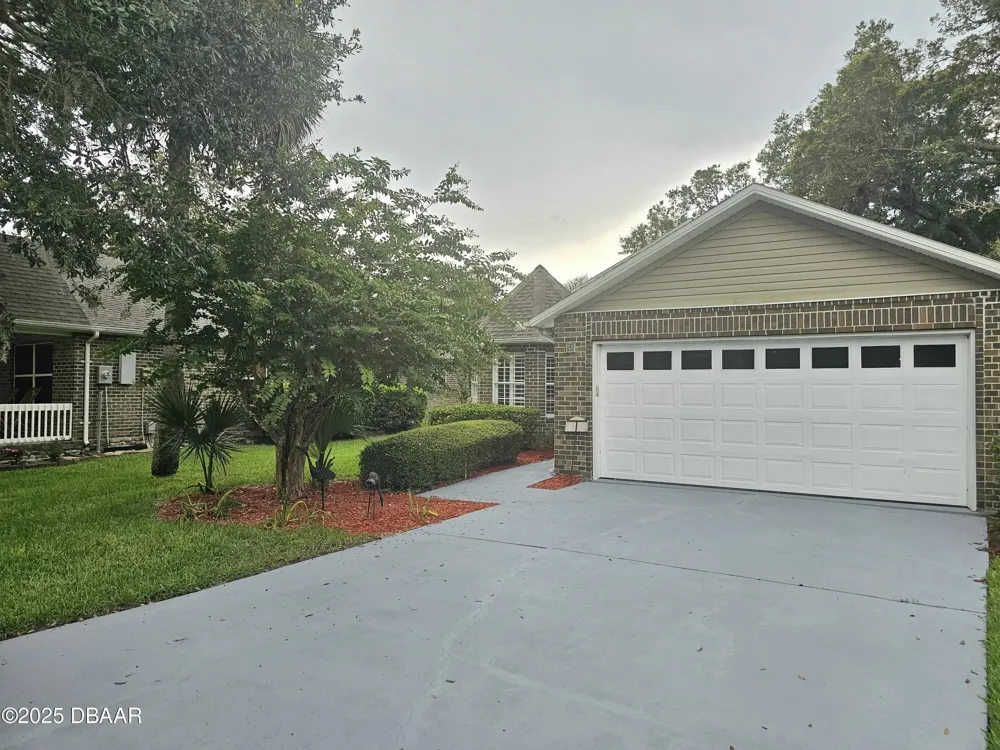 6 Oak Village Drive Ormond Beach, FL 32174
