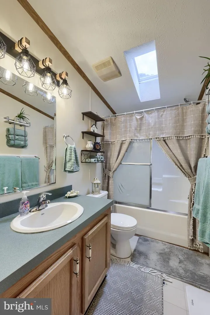 101 LILLY DRIVE Ephrata, PA 17522