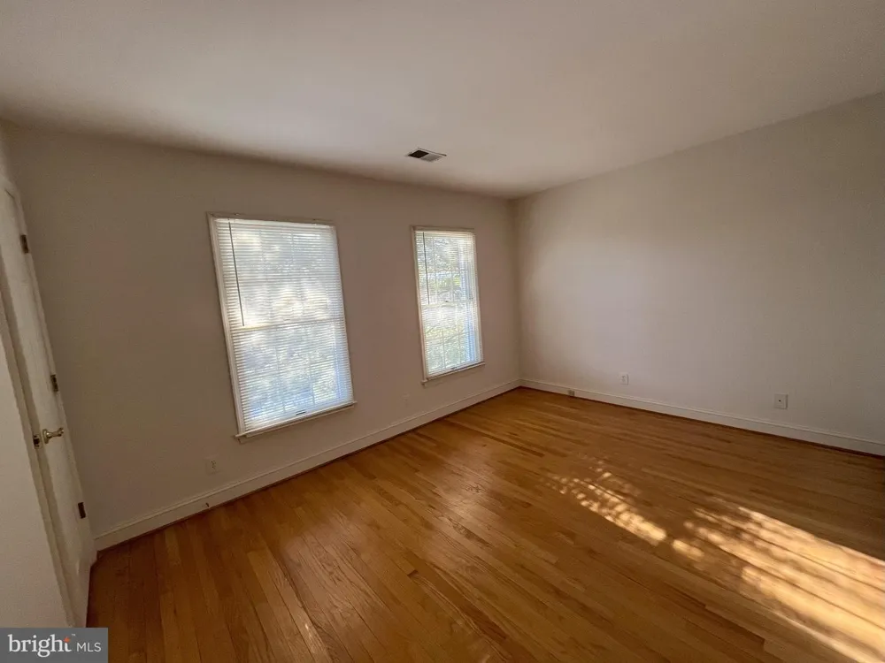 5179 MACOMB STREET NW Washington, DC 20016