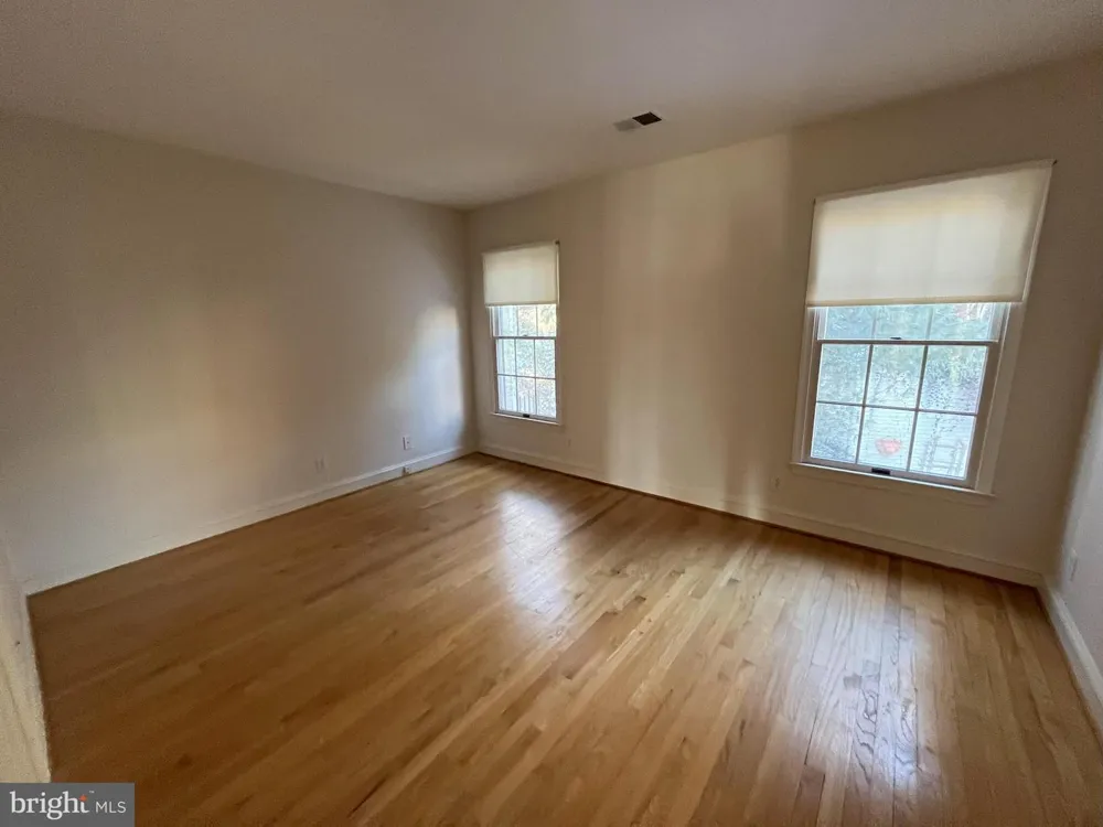 5179 MACOMB STREET NW Washington, DC 20016