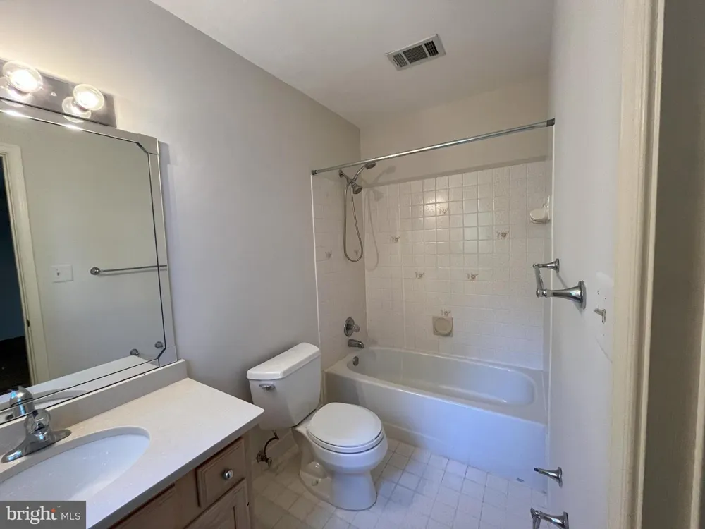 5179 MACOMB STREET NW Washington, DC 20016