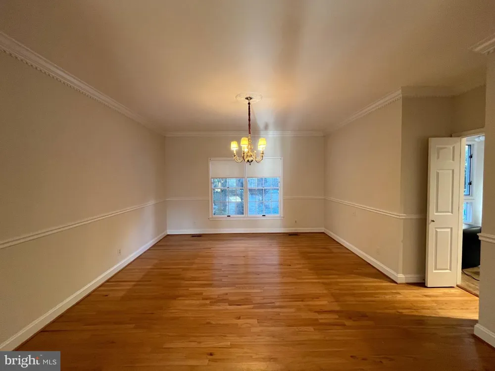 5179 MACOMB STREET NW Washington, DC 20016