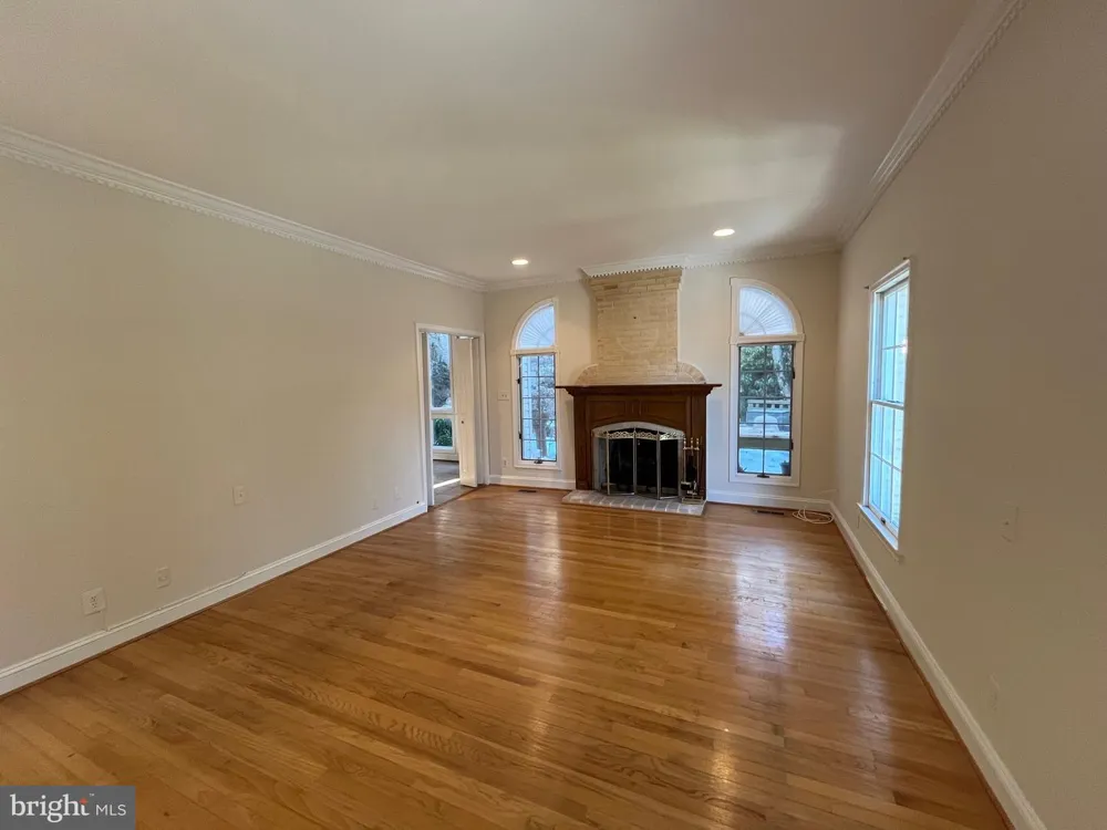 5179 MACOMB STREET NW Washington, DC 20016
