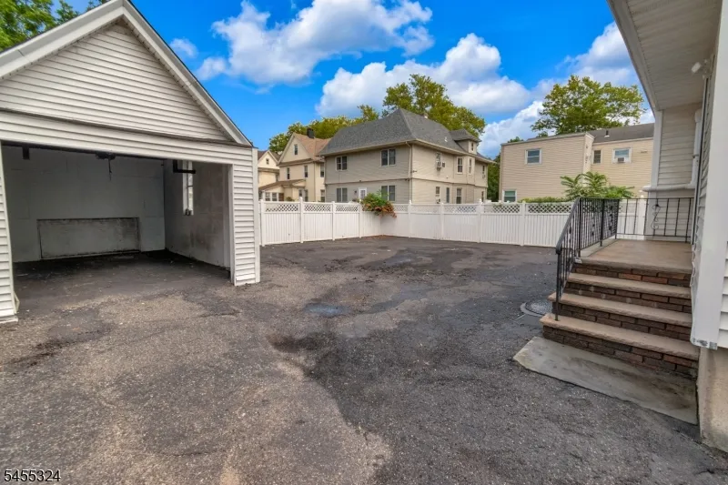 90 Cedar St Ridgefield Park Village, NJ 07660