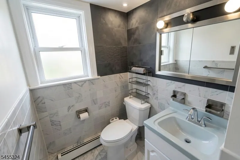 90 Cedar St Ridgefield Park Village, NJ 07660