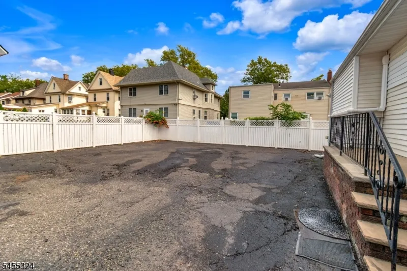 90 Cedar St Ridgefield Park Village, NJ 07660