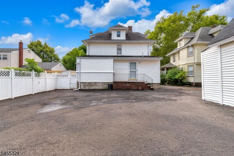 90 Cedar St Ridgefield Park Village, NJ 07660