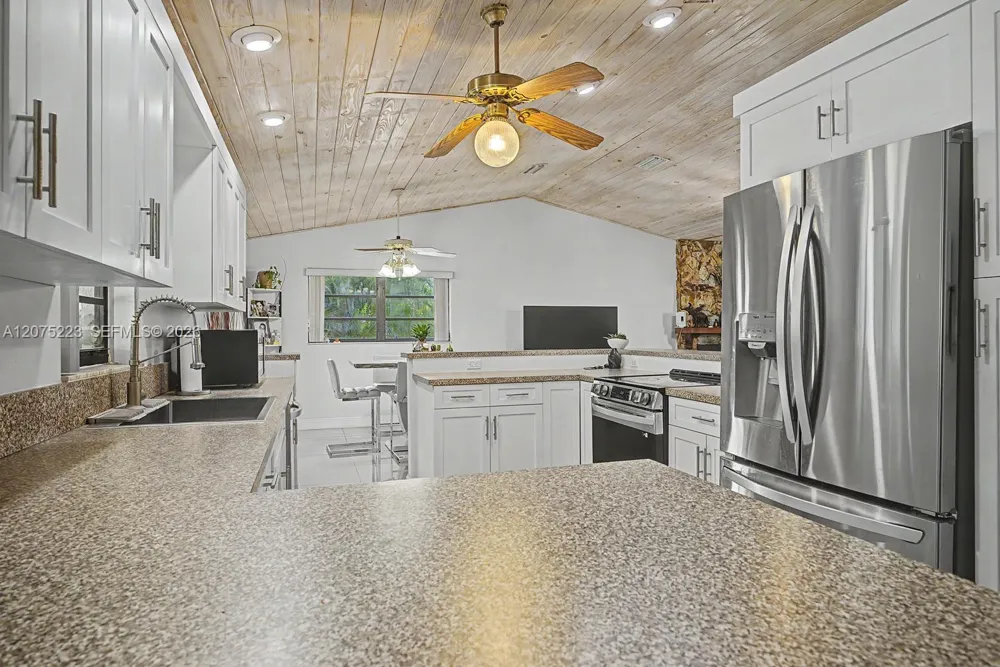 16880 SW 278th St Homestead, FL 33031