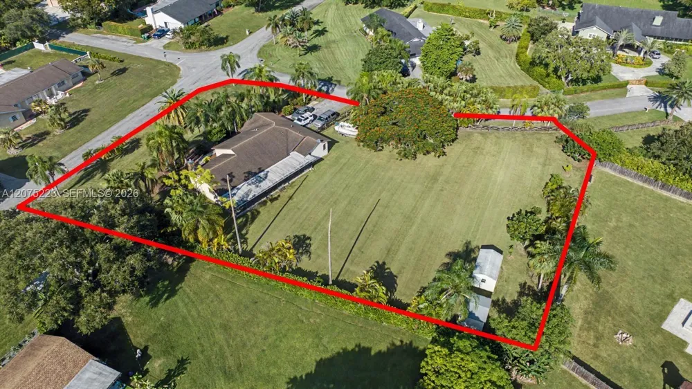 16880 SW 278th St Homestead, FL 33031