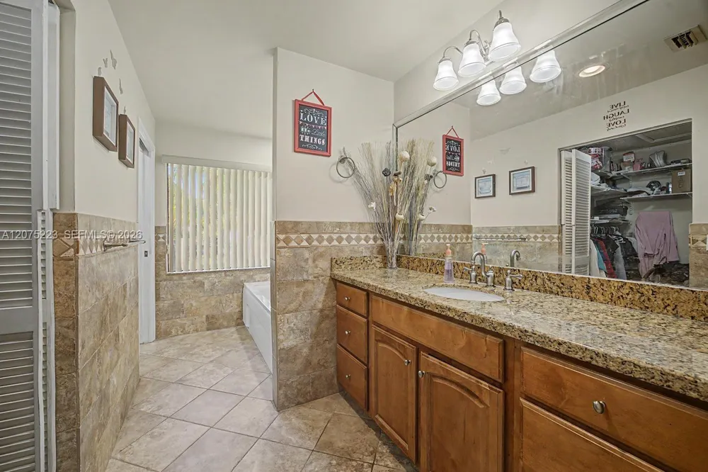 16880 SW 278th St Homestead, FL 33031