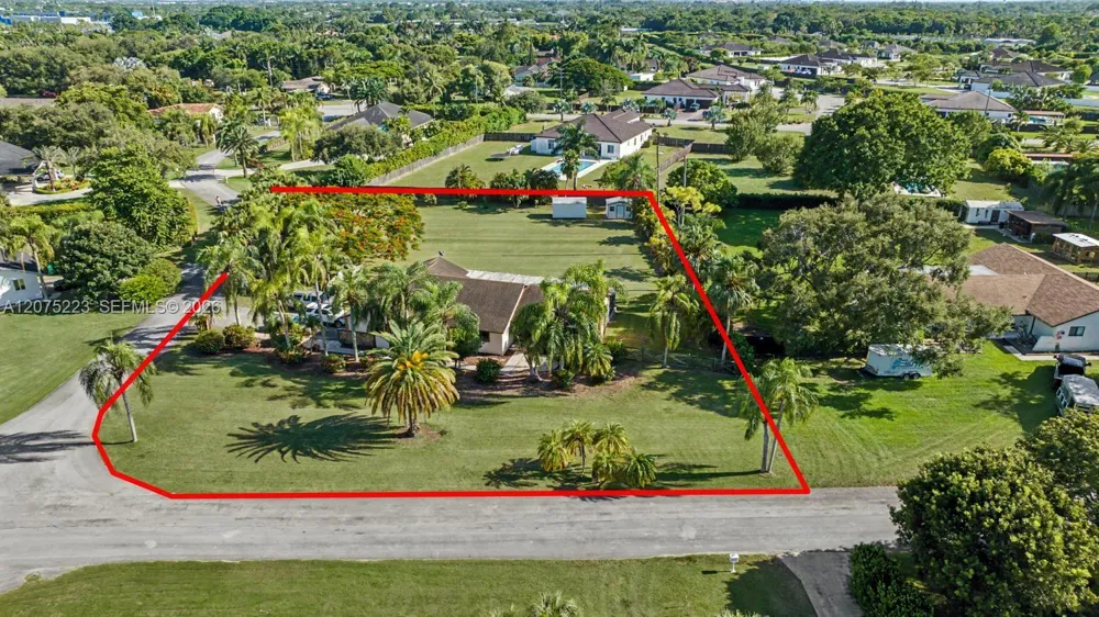 16880 SW 278th St Homestead, FL 33031