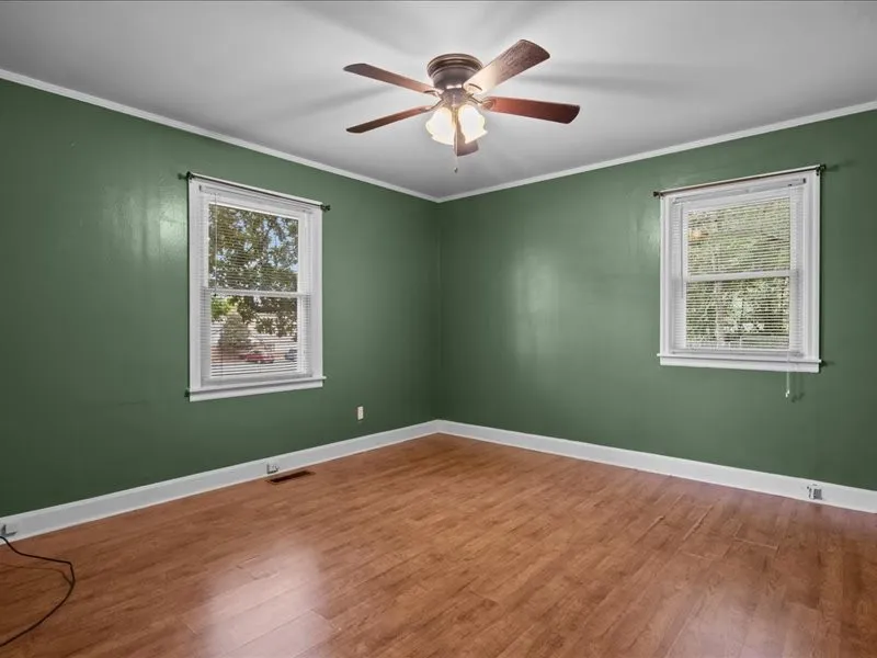 810 W Main St Waverly, TN 37185