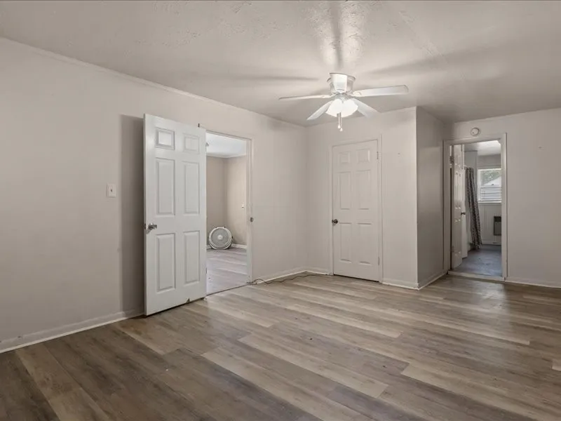 810 W Main St Waverly, TN 37185