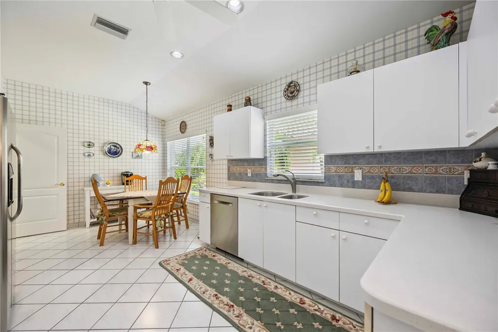 3852 AMAPOLA LANE Sarasota, FL 34238