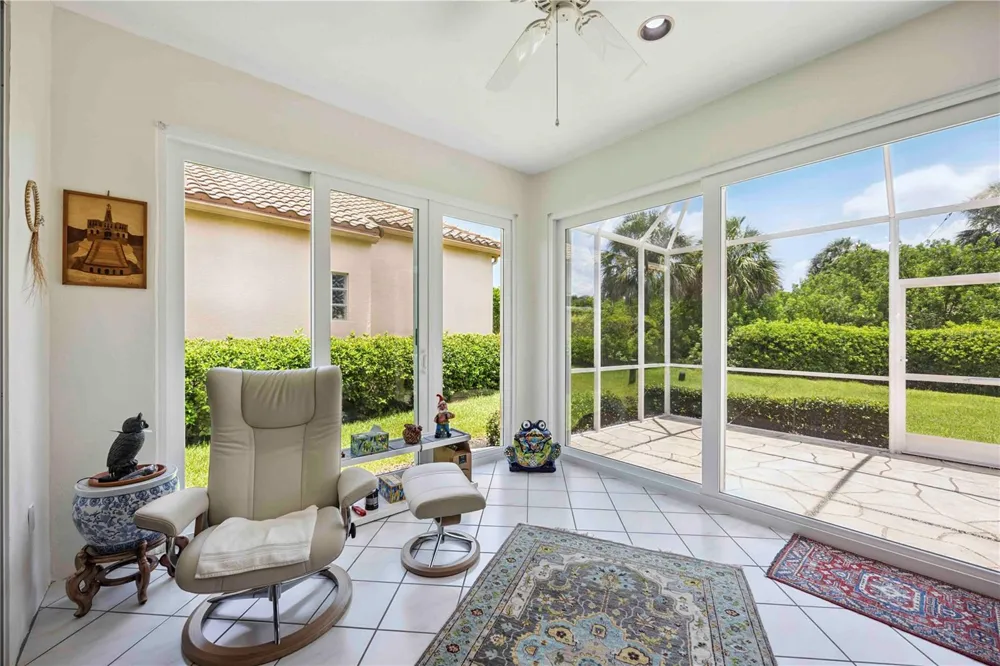 3852 AMAPOLA LANE Sarasota, FL 34238