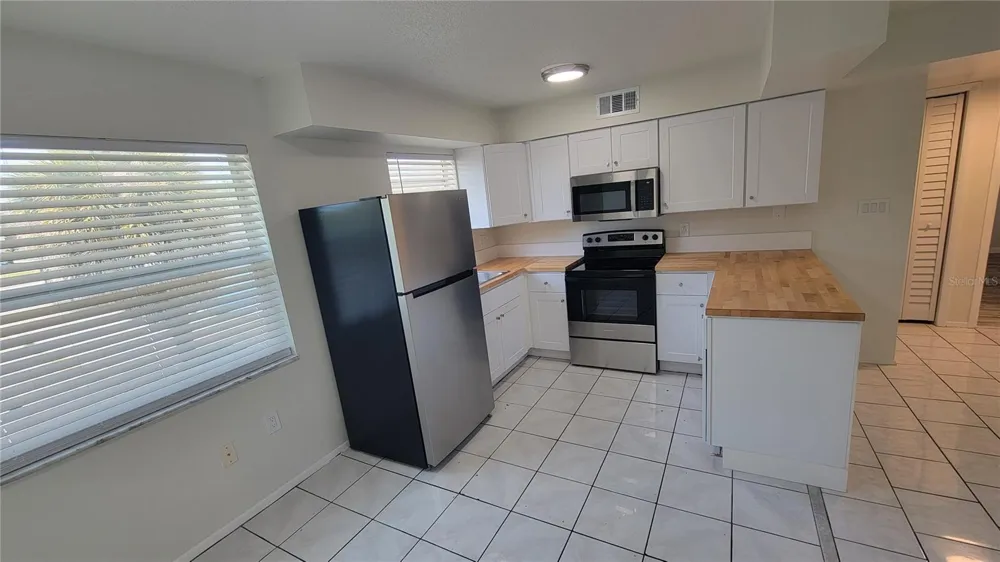 308 AVANDA COURT #6 Clearwater, FL 33756