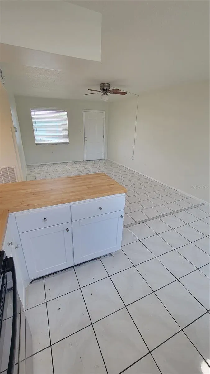 308 AVANDA COURT #6 Clearwater, FL 33756