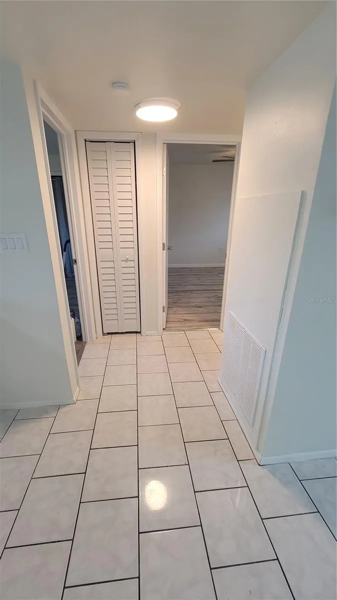 308 AVANDA COURT #6 Clearwater, FL 33756
