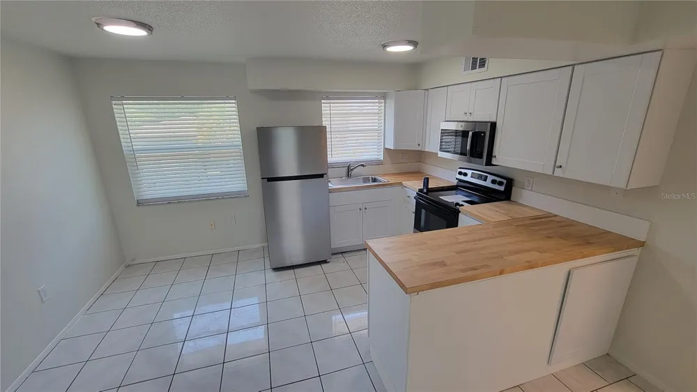 308 AVANDA COURT #6 Clearwater, FL 33756