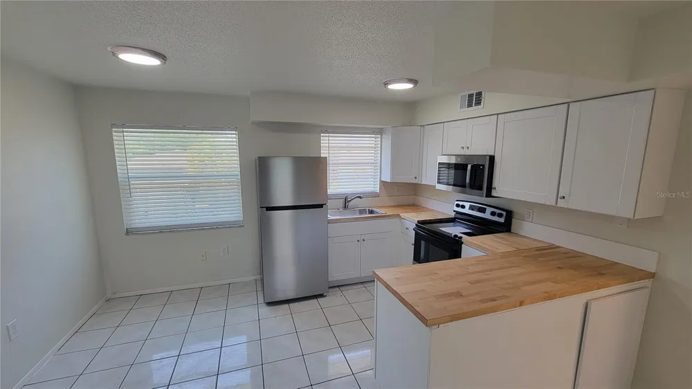 308 AVANDA COURT #6 Clearwater, FL 33756