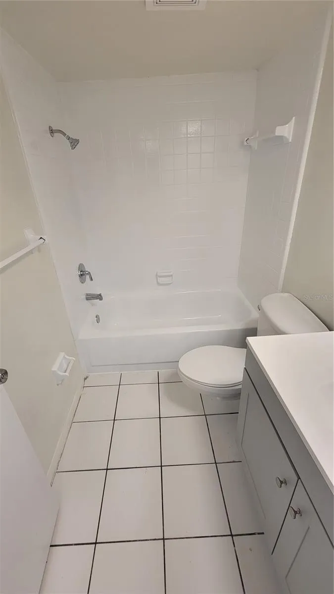 308 AVANDA COURT #6 Clearwater, FL 33756