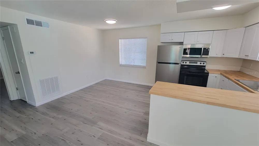 308 AVANDA COURT #6 Clearwater, FL 33756