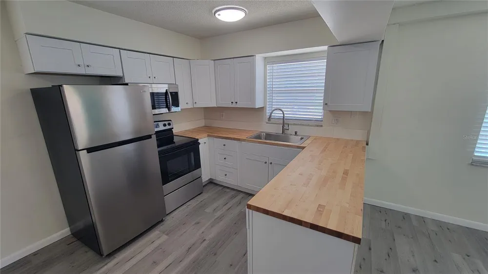 308 AVANDA COURT #6 Clearwater, FL 33756