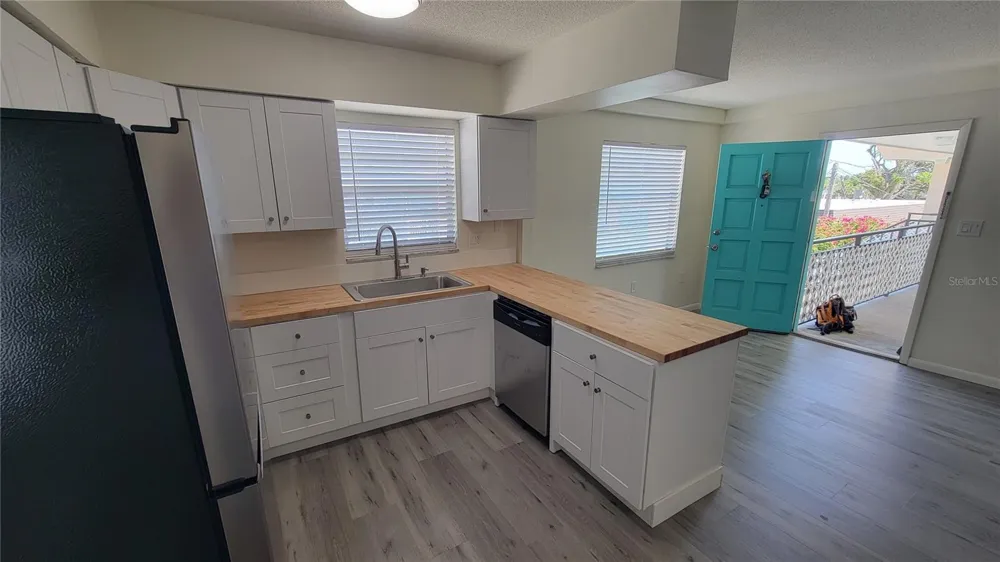 308 AVANDA COURT #6 Clearwater, FL 33756